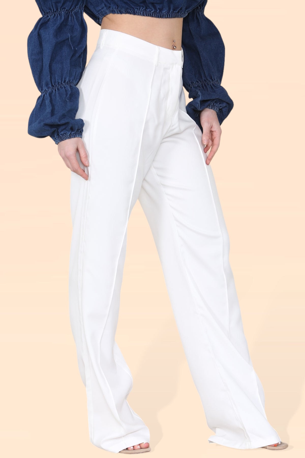 White-pleated-trouser